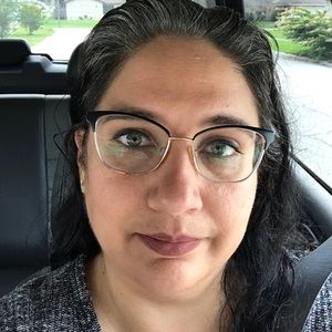 Meet your Posher, Amanda